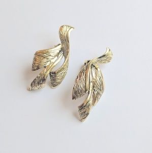 Vintage Gold Tone Selini Clip On Earrings Signed